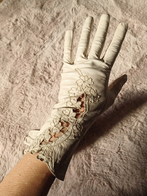 kid leather white and Gem