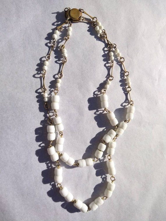 1950's milk glass bead, link chain, double strand… - image 8