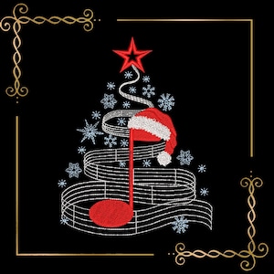 Può includere: Un ricamo che raffigura una nota musicale a forma di albero di Natale. La nota è rossa, indossa un cappello da Babbo Natale rosso con bordo bianco ed è sormontata da una stella rossa. Fiocchi di neve bianchi circondano il pentagramma.