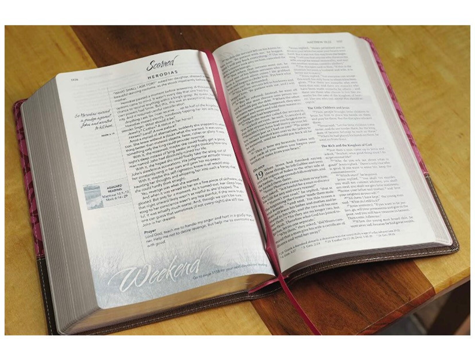 NIV Womens Devotional Bible Large Print Leathersoft Brown Etsy
