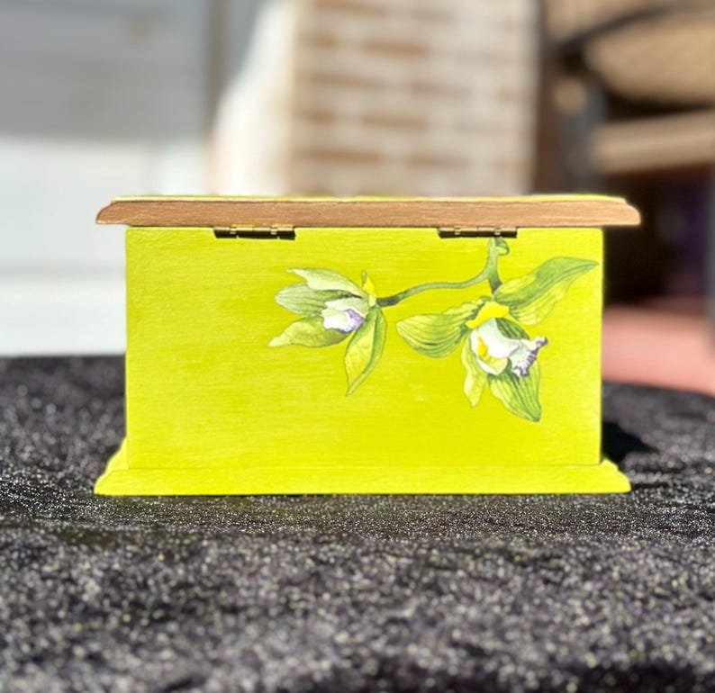 Reburbished, Wooden, Green, Floral & Insect Design, Jewelry Box - Etsy