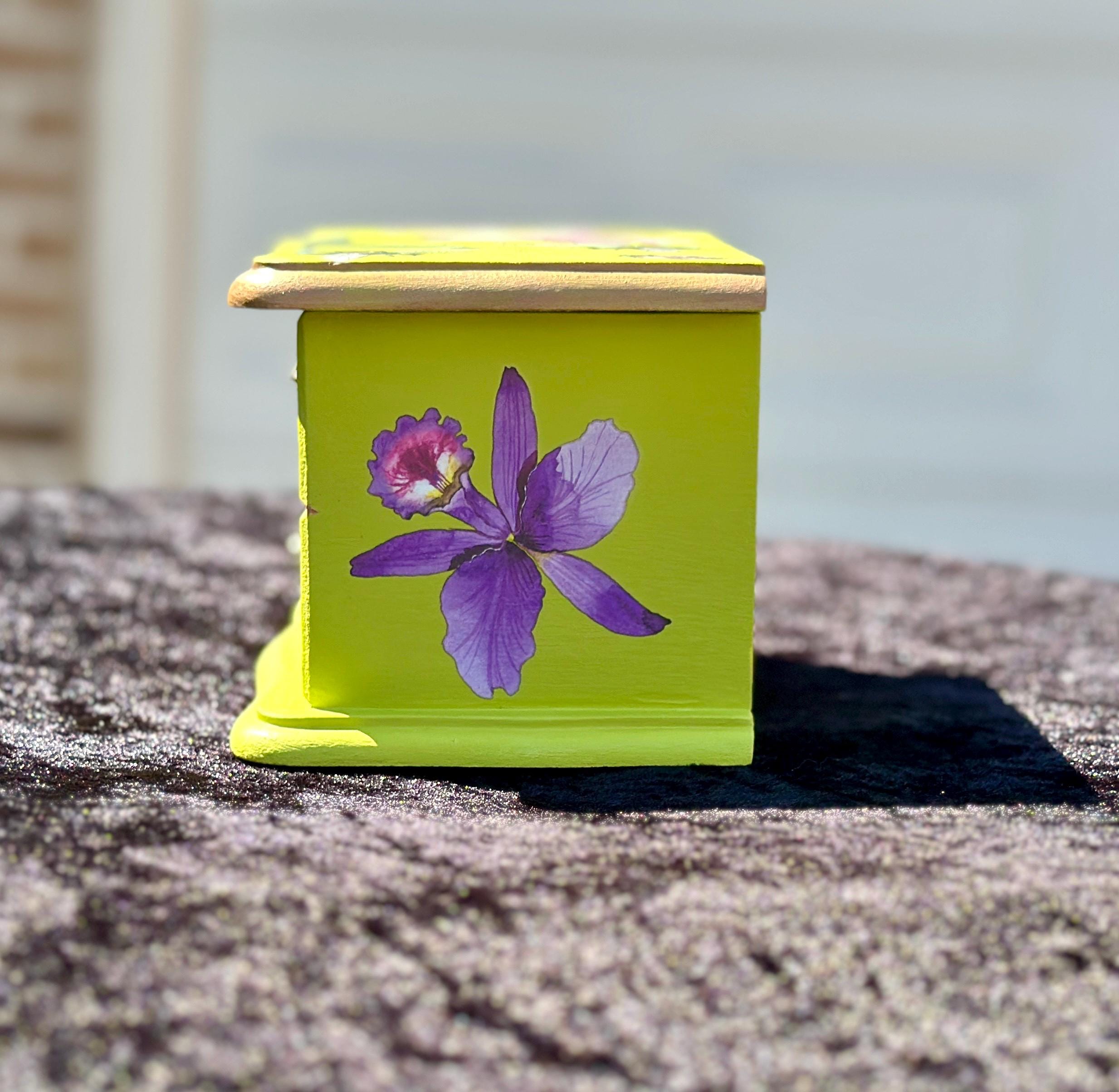 Reburbished, Wooden, Green, Floral & Insect Design, Jewelry Box - Etsy