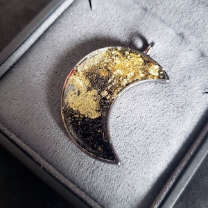 Black & Gold Crescent Moon Pendant