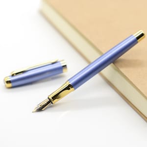 Pluma estilográfica de metal lila/morado, pluma caligráfica, regalo para el Día de la Madre de hijo/hija, estilo asiático, recargable, ideal para escritores, nuevo trabajo, boda.