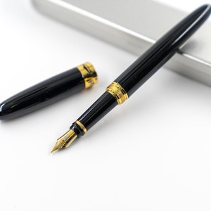 Schwarzer Füllfederhalter mit Goldclip | Medium Feder, Metall Stift, Kalligraphie Stift, nachfüllbar, Vintage Design, Hochzeitsgeschenk, elegant, Schreiben