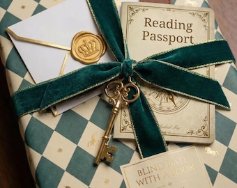 Blind Date with a Book | Fantasy Book Box Mystery Gift For Her Booktok Book Lovers Gift Mom Reader Bookworm Gift for Birthday Blind Box