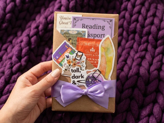 Blind Date With a Book | Mystery Book Box Girlfriend Gift For Her Thriller Booktok Spicy Romance Book Lovers Gift Mom Reader Bookworm