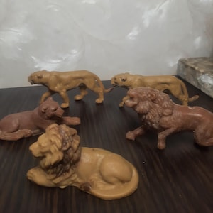 Vintage 70-80-tal, lott 5 leksaker i plast, Pride-lejon, Marolin Plaho, Tyskland, miniatyrer.