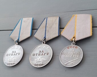 Sovjet WW2 medaille voor moed 2 stuks en medaille voor militaire verdienste. Set 3.