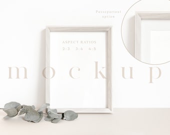 Art frame mockup, 4x5, 3x4, 2x3 ratio frame mockup, Minimalist empty wooden frame, Wooden picture frame mockup, Printables mockup LC5