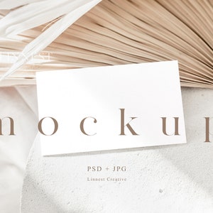 Boho Visitenkarten Mockup, Erdige neutrale Tischkarten Mockup, Modernes Hochzeit Briefpapier Smart Objekt Mockup, Minimales Branding Mockup LC1