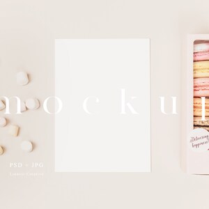 Party Einladung Mockup, Valentinstag Karte Mockup, Minimalistische leere weiße Karte, Grußkarte Mockup, Baby Shower Mockup, Geburtstagskarte