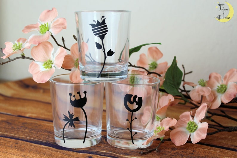 Plotterdatei Blumen
Plotterdatei Ostern
Plotterdatei Hochzeit
Plotterdatei Frühling
Plotterdatei Schmetterling
SVG DXF sofort download