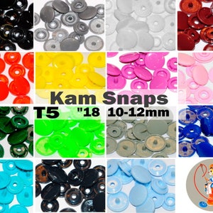 Könnte beinhalten: Sortiment von 18 Kam-Druckknöpfen in verschiedenen Farben, darunter Schwarz, Grau, Gelb, Rot, Rosa, Grün, Blau und Hellblau. Die Druckknöpfe sind 10-12 mm groß und mit "T5" und "18" gekennzeichnet.