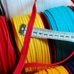Baumwolle Paspel Paspelband 10mm
Farben
dunkelgrau hellblau rot gelb petrol
royalblau weinrot dunkelblau