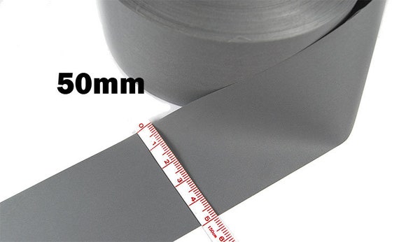Reflektorband 50mm grau reflektierend  Meterware Kurzwaren Nähzubehör reflektive Stoffe Sicherheitsband Warnweste Jacke Mantel