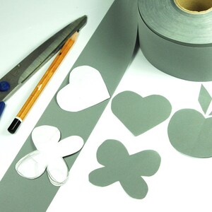 Reflekorband reflektierend
Breite 50mm
leuchtet im Dunkel
Farbe grau