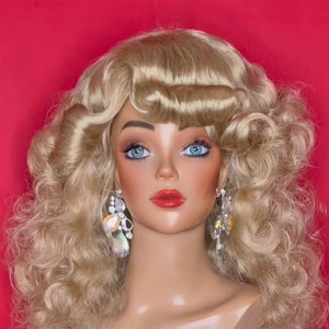 FARRAH FAWCETT WIG: Feather Bangs Wig, 1970s Wig, Disco Costume Wig, Drag Queen Wig, Heat Resistant Wig, Custom, Made to Order, Styled Wig