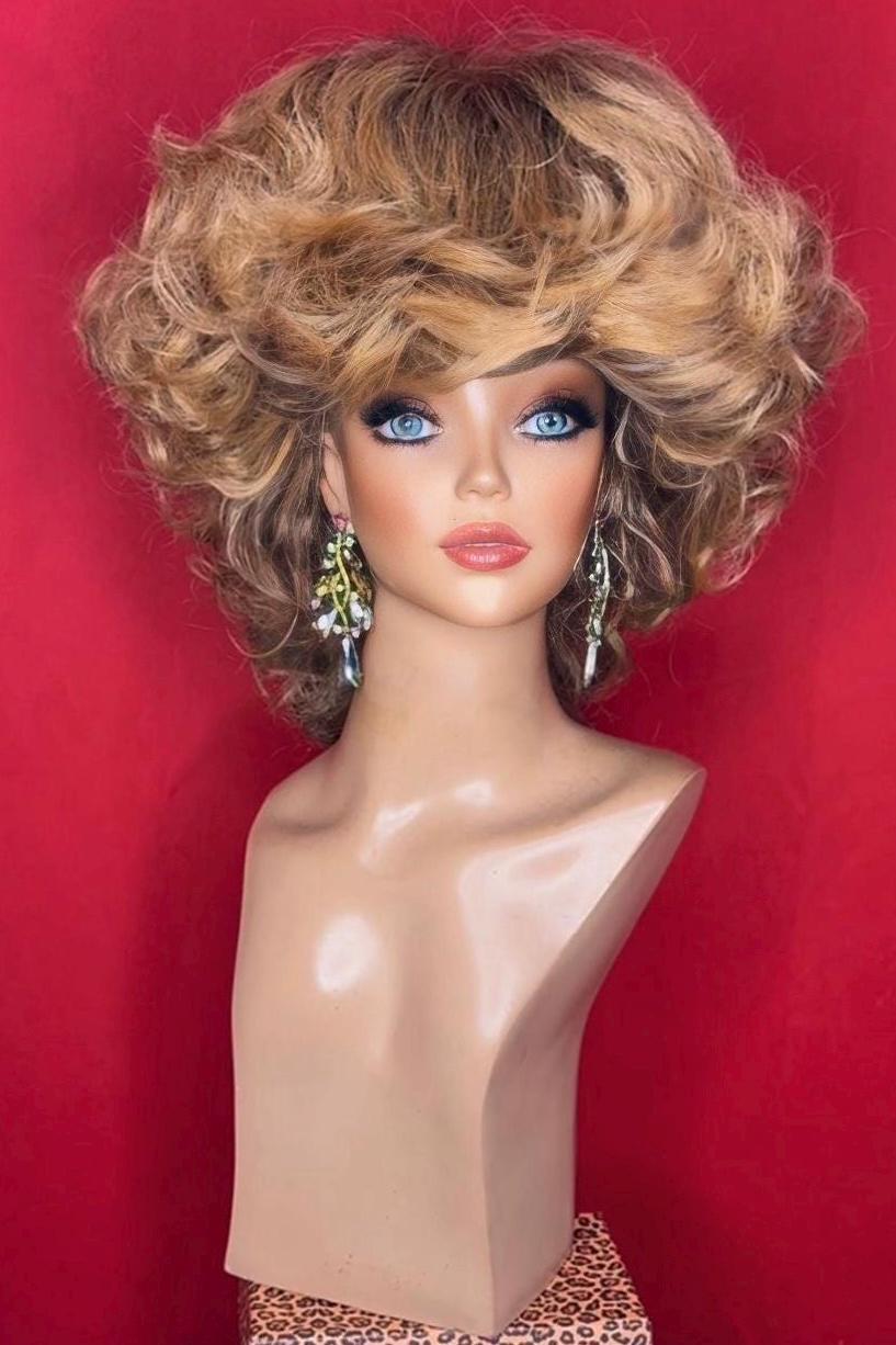 STUNNING CUSTOM MADE TINA TURNER WIG NEVER WORN. EXCELLENT CONDITION ??? Amazon.com: Adult Tina Turner Style Wig : Clothing, Shoes  main image 2