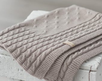 Cable Baby Blanket Knitting Pattern PDF – Aran Yarn Baby Blanket Pattern – Knitting Pattern in English – Instant Download