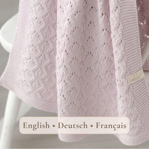 Einfaches Lace-Strickdecken-Muster: Anfängerfreundliche Überwurfanleitung in EN DE FR