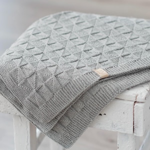 Pinwheel Baby Blanket Knitting Pattern – Easy & Reversible Design, ENG, DE, FR