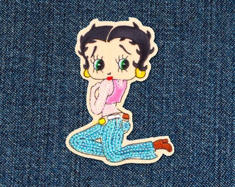 Betty Boop avec écusson paillettes / image de repassage