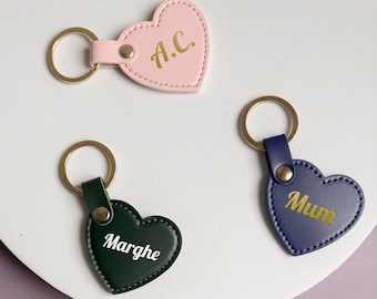 TRAVEL / KEYCHAIN — Heart-shaped keychain, personalized with a name, eco-leather keychain, printed name, monogram, gift for her