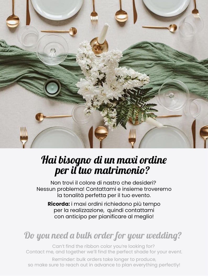 May include: A wedding table setting with white plates, gold cutlery, and clear glassware. A green runner and a bouquet of white flowers and greenery are centered. Text in Italian and English offers bulk order services.