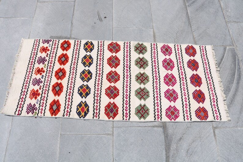 Small Kilim Turkish Kilim Entry 1530 Antique Kilim Vintage Kilim Pattern Kilim 1.8x4.4 ft Organic Kilim,Oriental Kilim,Handmade Kilim