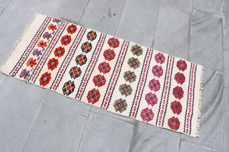 Small Kilim Turkish Kilim Entry 1530 Antique Kilim Vintage Kilim Pattern Kilim 1.8x4.4 ft Organic Kilim,Oriental Kilim,Handmade Kilim