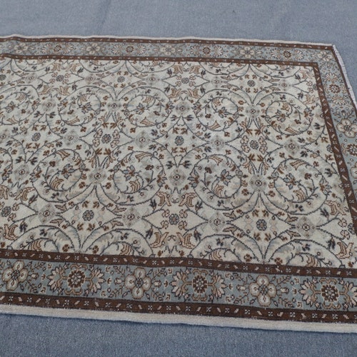 Large shops Carpet, Vintage Rug, Turkish Rug, Antique Carpet, 64x104 inches Beige Carpet, Handwoven Bedroom Rug, Decorative Salon Rug, 6722