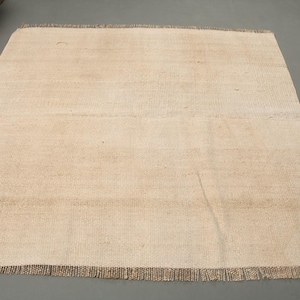 Natural Turkish Area Rug, Handwoven 5x5ft, Neutral Tones, Minimalist Design, Soft Beige Color, Square Decor Piece, Modern Home Accent