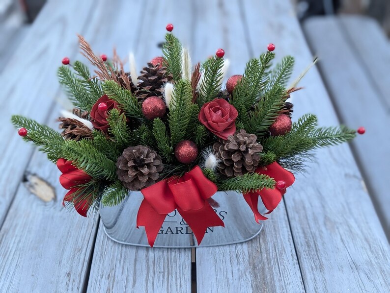 Christmas Arrangement With Lights,christmas Centerpiece,holiday Flower