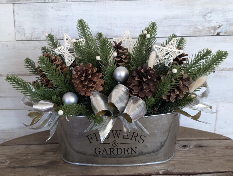 Christmas Arrangement With Lights,christmas Centerpiece,holiday Flower