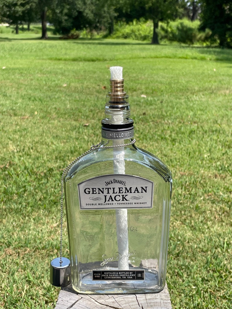 Gentleman Jack Tennessee Whiskey Bouteille recyclée Lampe torche de terrasse image 1