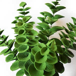 Eucalyptus, 9 takjes, groen, vilten bloemen, handgemaakte vilten bloemen, vilten kit, kunstbladeren, vilten planten, vilten bladeren, groene bladeren