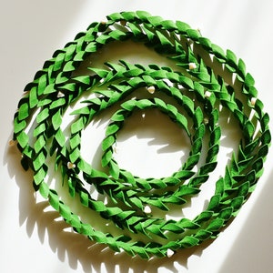 Leaf Garland, 3 m, Mistletoe Garland, Green Leaves, White berries, Christmas Garland, Felt Garland, Liana, Balloon tail, Banner, Photo prop