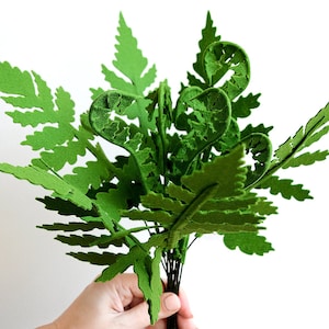 Varenbladeren, 15 bladeren, groen, vilten bloemen, handgemaakte vilten bloemen, kunstbloemen, kunstbladeren, vilten planten, vilten boeket