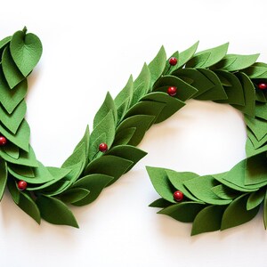 Christmas Wreath, Leaves and berries, Christmas Garland, New Year, Transformer, Holidays, Felt Garland, Table setting, Photo prop, Backdrop image 4