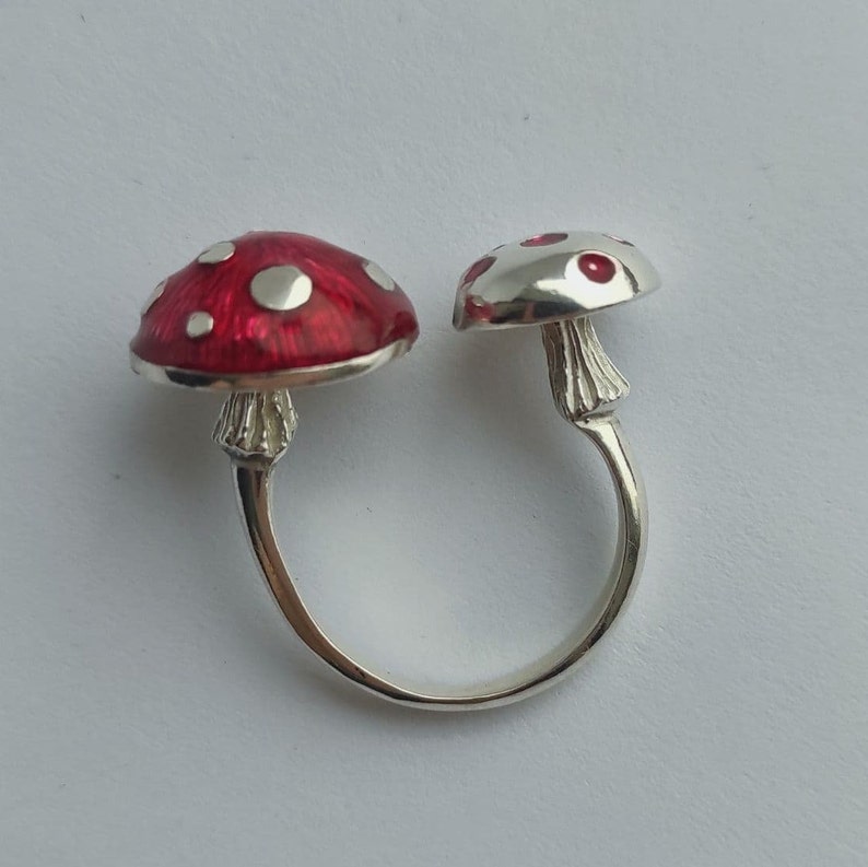 Mushroom Ring Made To Order Nature Inspired Jewlery custom made mushroom jewelry Ring with Mushrooms Forest ring for women under 30