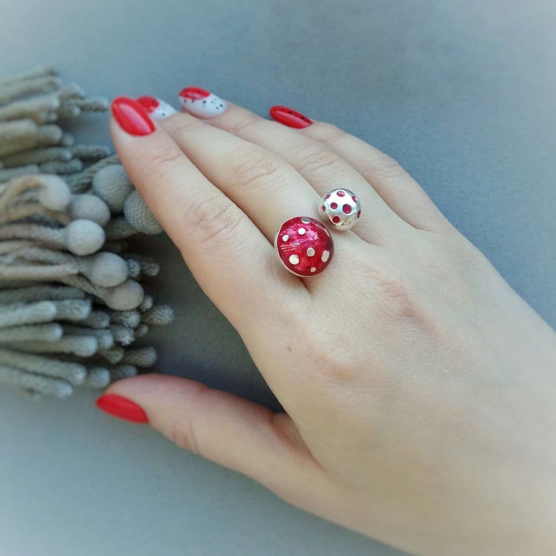 Mushroom Ring Made To Order Nature Inspired Jewlery custom made mushroom jewelry Ring with Mushrooms Forest ring for women under 30