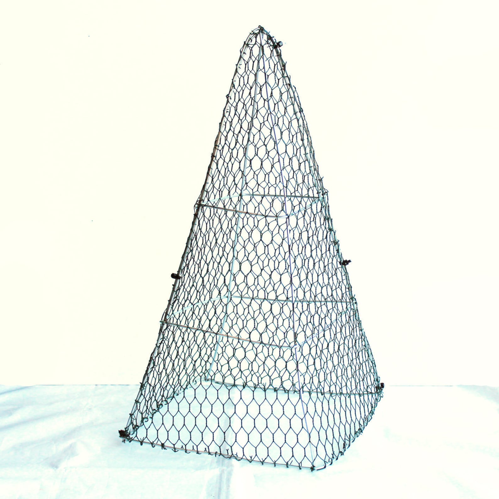 Handmade Topiary Pyramid Frame - for Plants - Perfect for the Budding ...