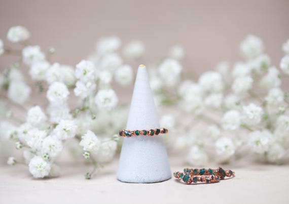 Raw Emerald Crystal Ring - Natural Emerald - Stackable Ring - Natural Stone