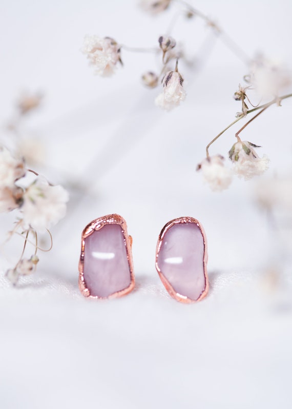 Rose Quartz earrings in copper - Rose Quartz ear studs - Natural stone jewelry -