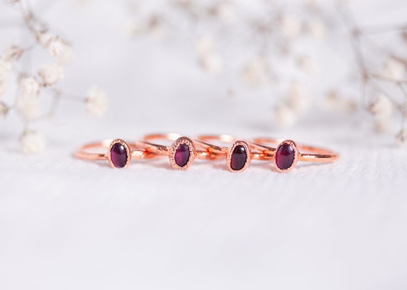 Garnet ring in raw copper - Garnet ring - Natural stone - Boho inspired jewelry - Electroforming