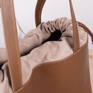 Large handmade leather bag in a pouch shape image 5