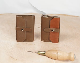 Compact Wallet in Mud color