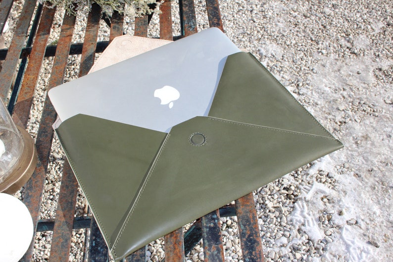 handmade leather laptop sleeve, envelope style notebook case, personalised laptop bag image 8