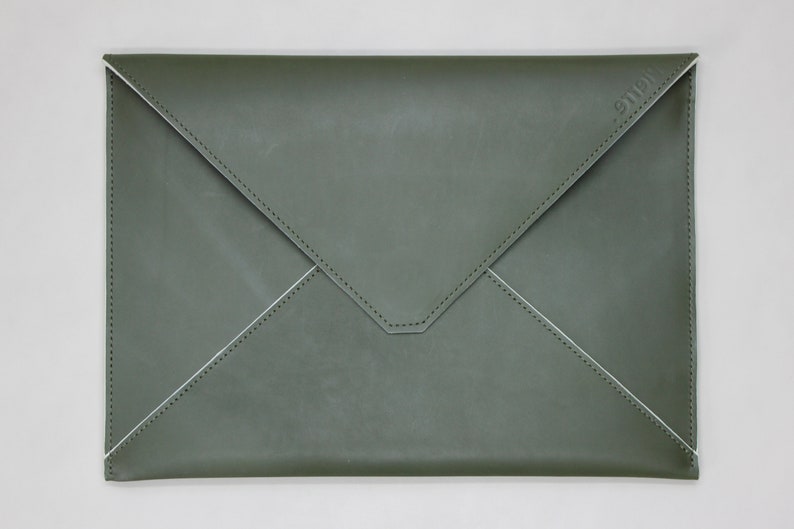 handmade leather laptop sleeve, envelope style notebook case, personalised laptop bag Green